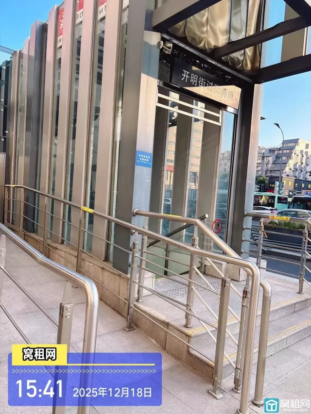 中山大厦停车场有没有？