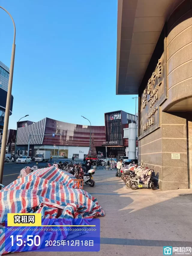 宁波中农信大厦停车场收费？