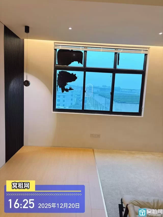 出租集士港君寰中心办公室全新精装修带隔间138平米直播间装修