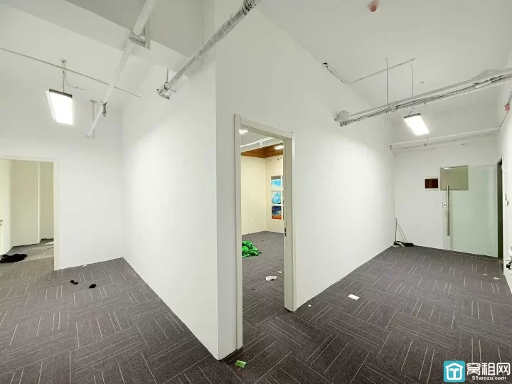 宁波国际会展中心附近和美城前程国际大厦130平，两个直播间出租5200元租金