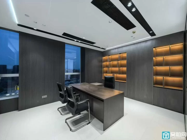 鄞州区钟公庙街道写字楼慧和大厦178平豪华装修2个隔间带家具出租8800元/月