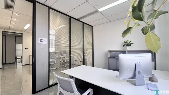 鄞州万达四明东路556大厦63平精装1隔间 2980元/月