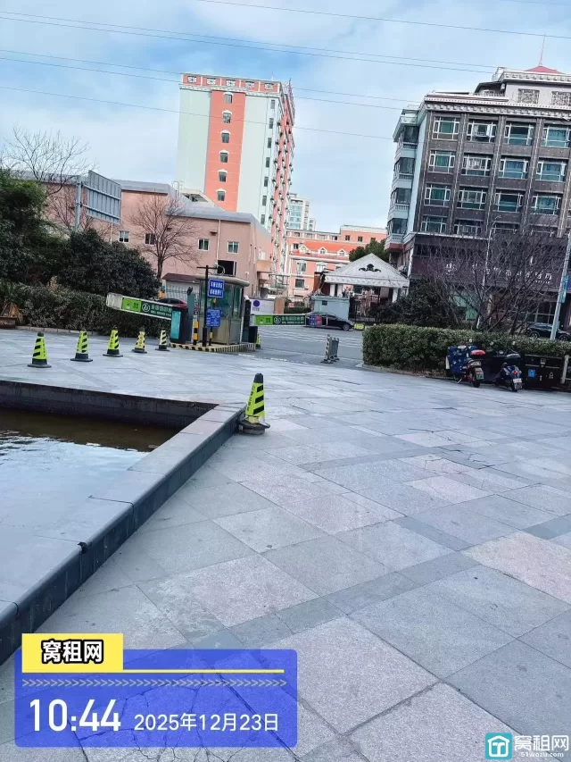 宁波环城西路丽园尚都停车场收费