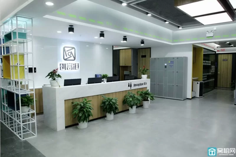 宁波创富港世纪东方共享办公停车包月费用多少？