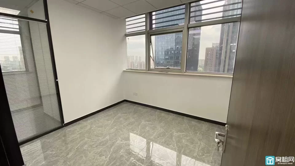 南部商务区地铁口豪如大厦140平米办公室 2个隔间 带家具出租