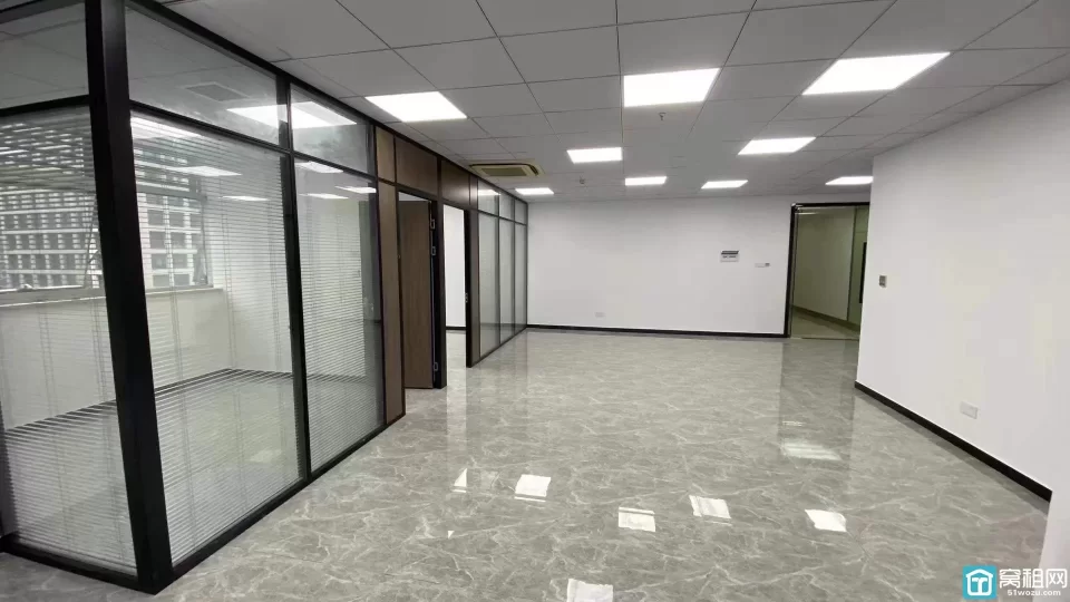 南部商务区地铁口豪如大厦140平米办公室 2个隔间 带家具出租