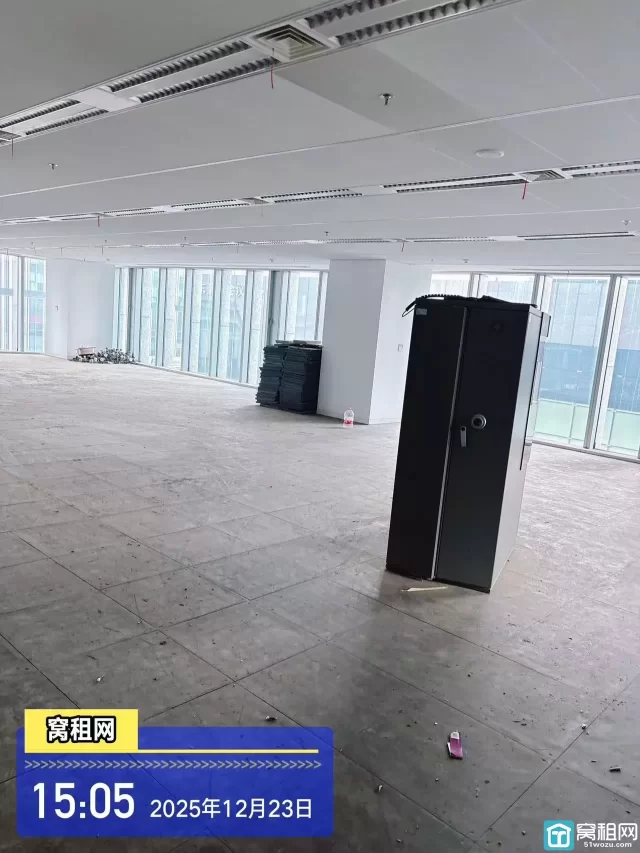 宁波国际金融中心整层出租面积1900平米单价1.7元含税