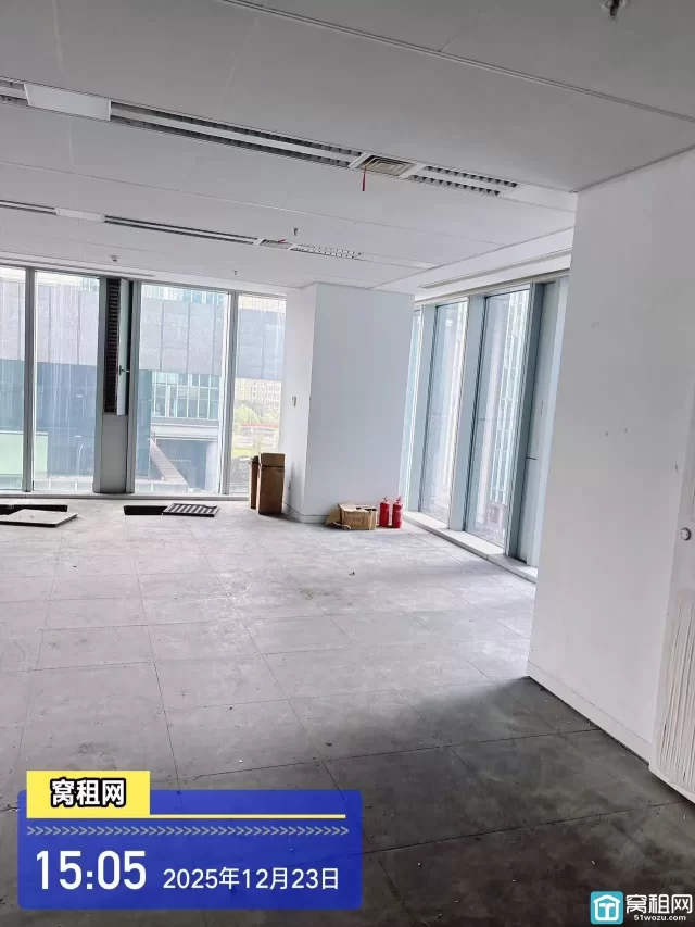 宁波国际金融中心整层出租面积1900平米单价1.7元含税