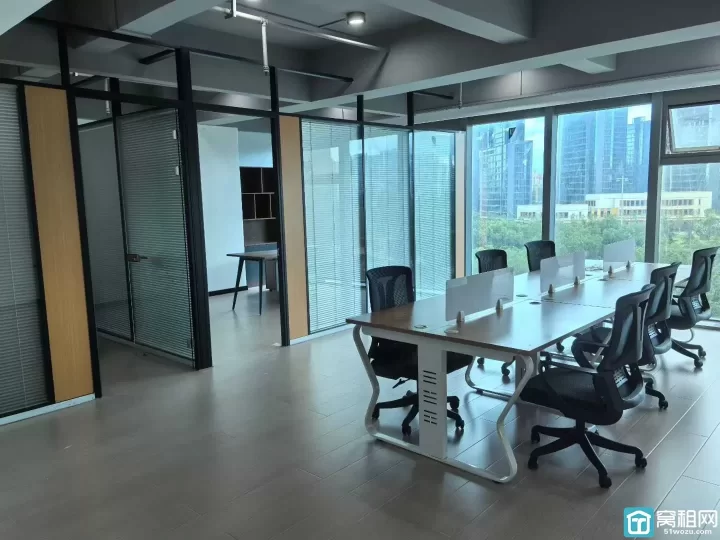 地铁口3号线锦寓路站汇亚国际大厦96平米租金4900每月出租