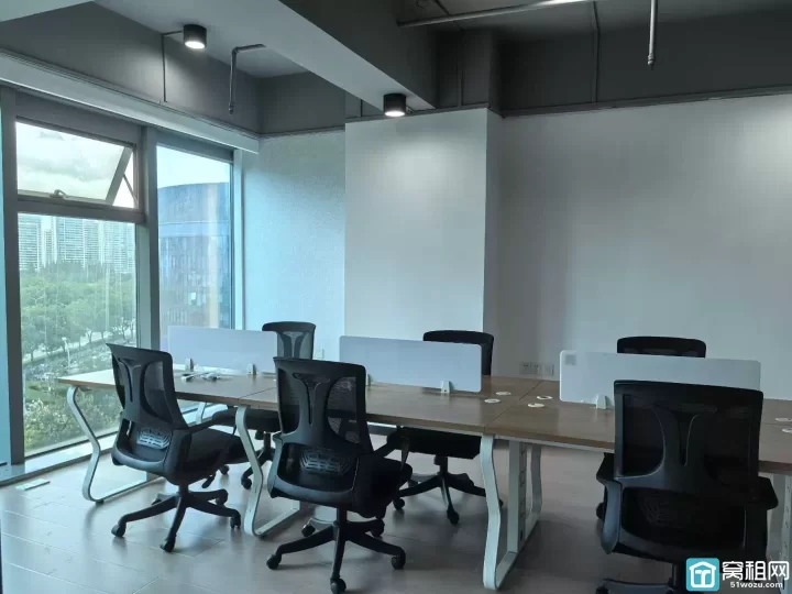 地铁口3号线锦寓路站汇亚国际大厦96平米租金4900每月出租