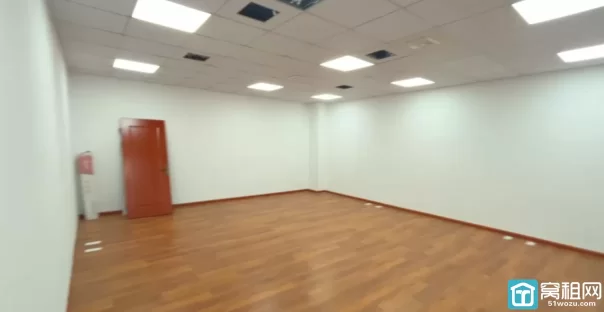 鄞州下应梦创金谷科创产业园 面积:825平 具备各个部门办公室、会议室、洽谈室等出租