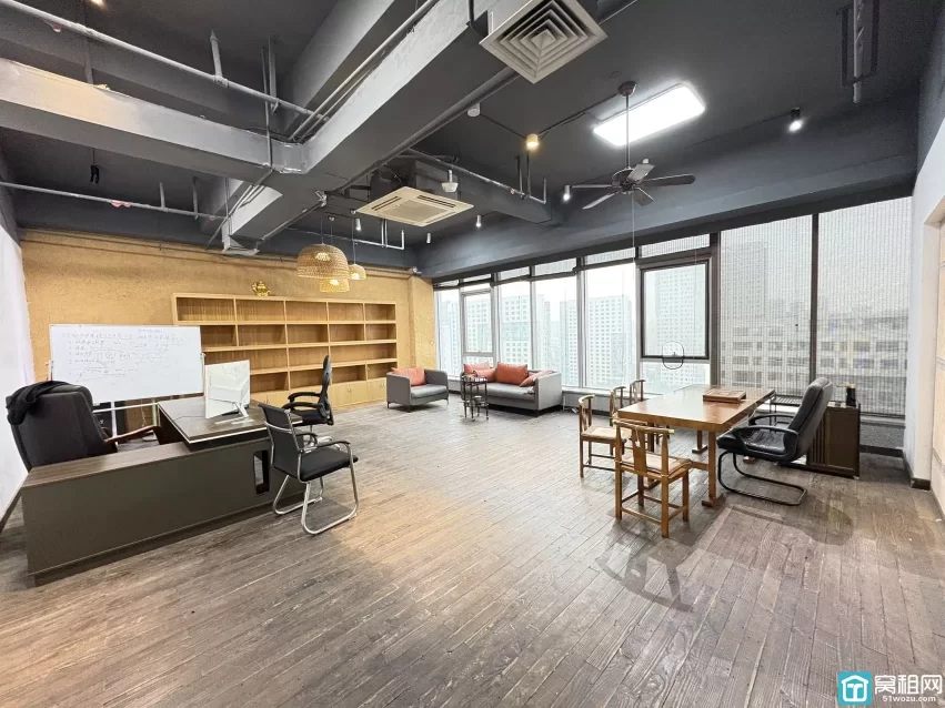 城南商务大厦 360平 精装修办公室出租14500元/月西北朝向