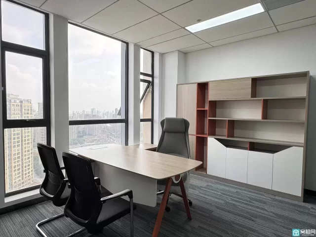 三江口中国人民银行附近银亿东岸B座 120平办公室 两隔间 全套家具出租