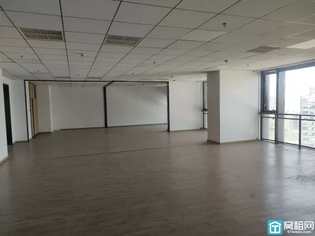 金东大厦540平米写字楼出租，整层1526.35平方，物业费6.8元/平/月