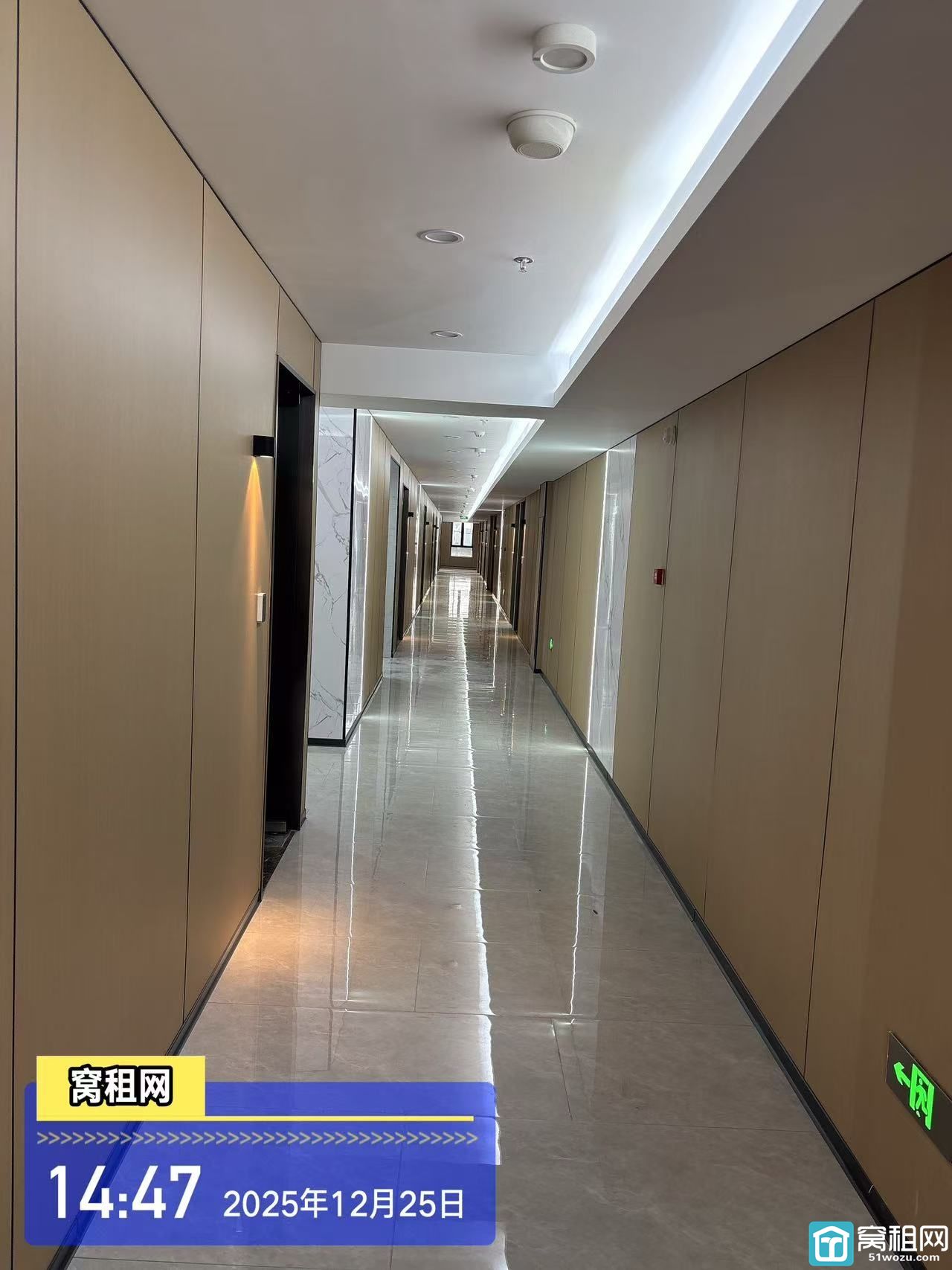 地铁2号线鄞州大道附近高校归谷办公室出租面积113平米年租金56000元