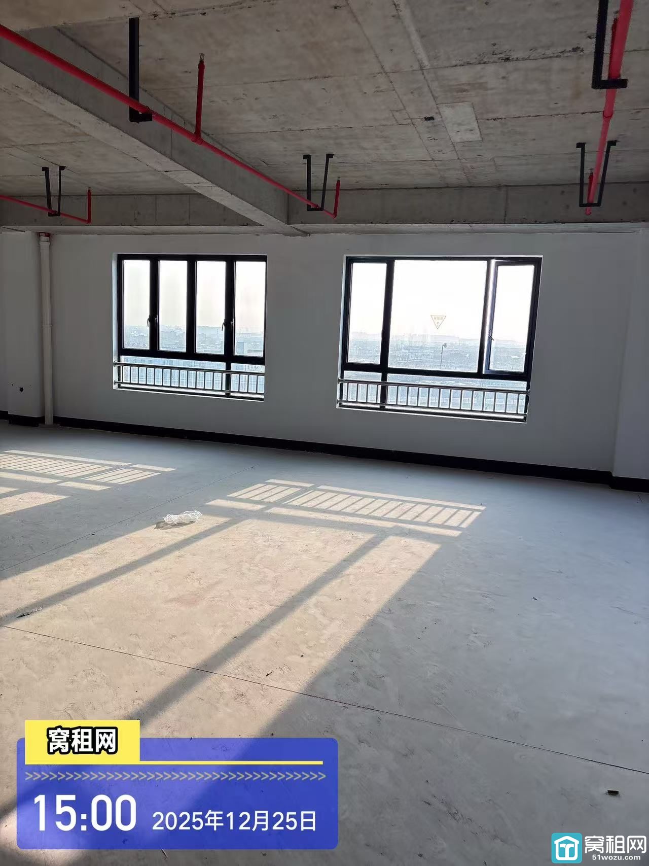 宁波海曙区全新写字楼高校归谷整层白坯出租1048平米单价0.89元/平米/天