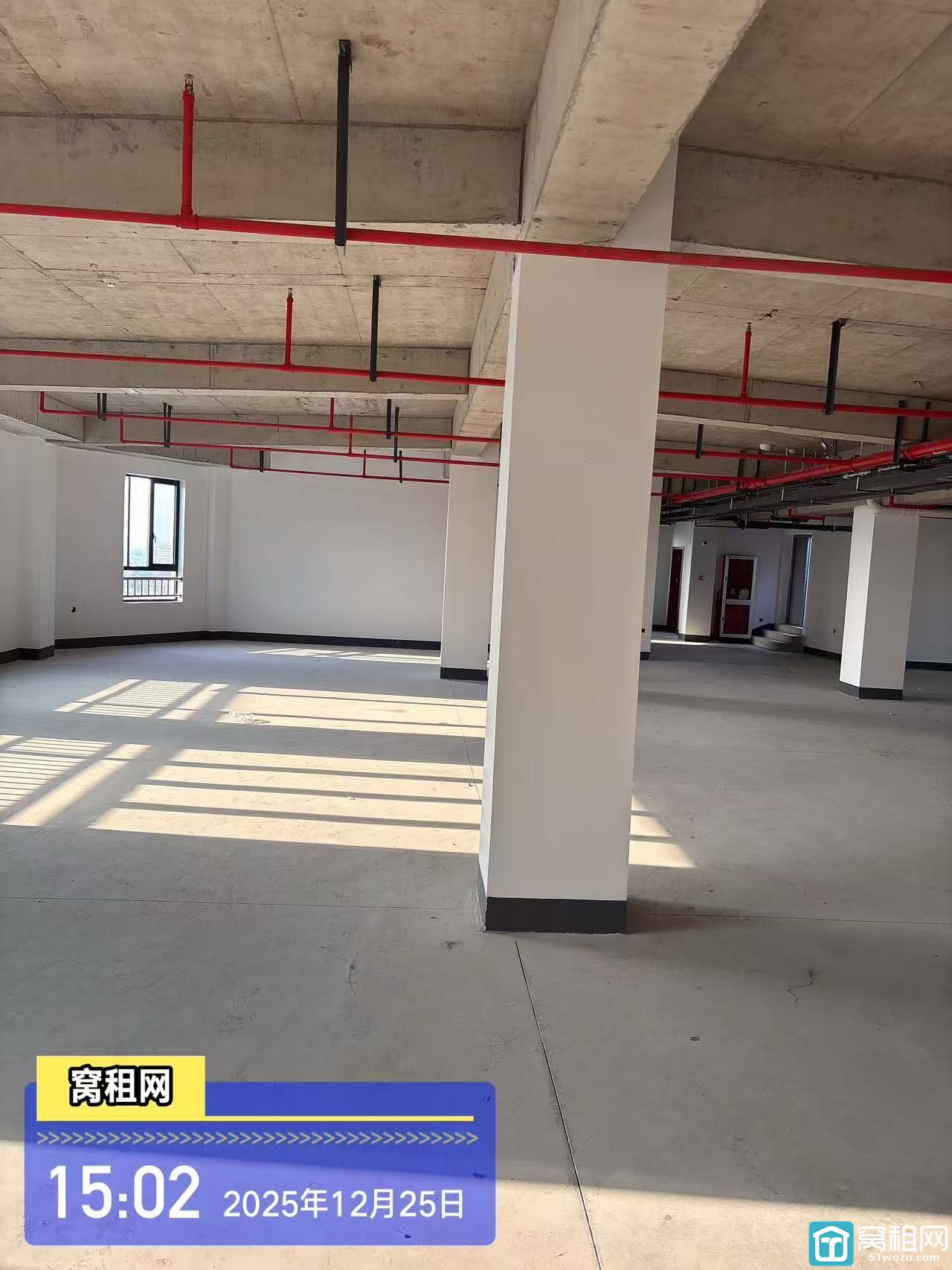 宁波海曙区全新写字楼高校归谷整层白坯出租1048平米单价0.89元/平米/天