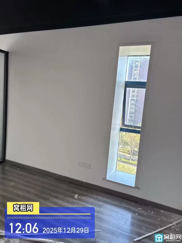 南部商务区健宸大厦出租55平米全新装修办公室招租2530元含税