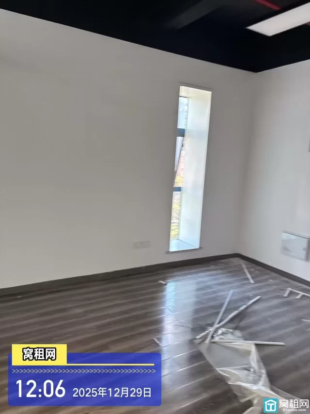 南部商务区健宸大厦出租55平米全新装修办公室招租2530元含税