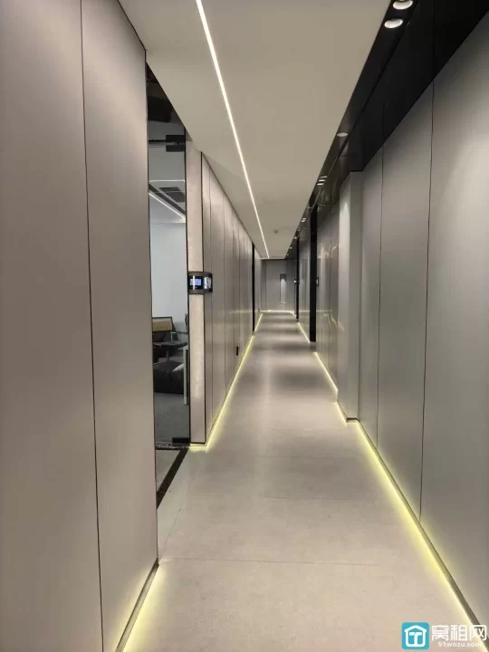 钱湖天地5楼180平，精装修带家具，7500元/月