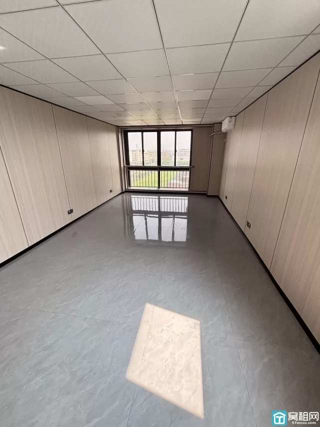 宁波鄞州区姜山写字楼魔方创意园60平米办公室出租价格1700元/月