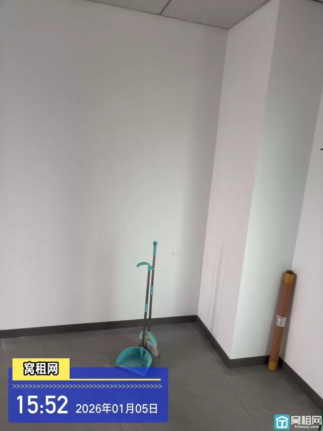 鄞州区姜山60平米写字楼出租2200元/月