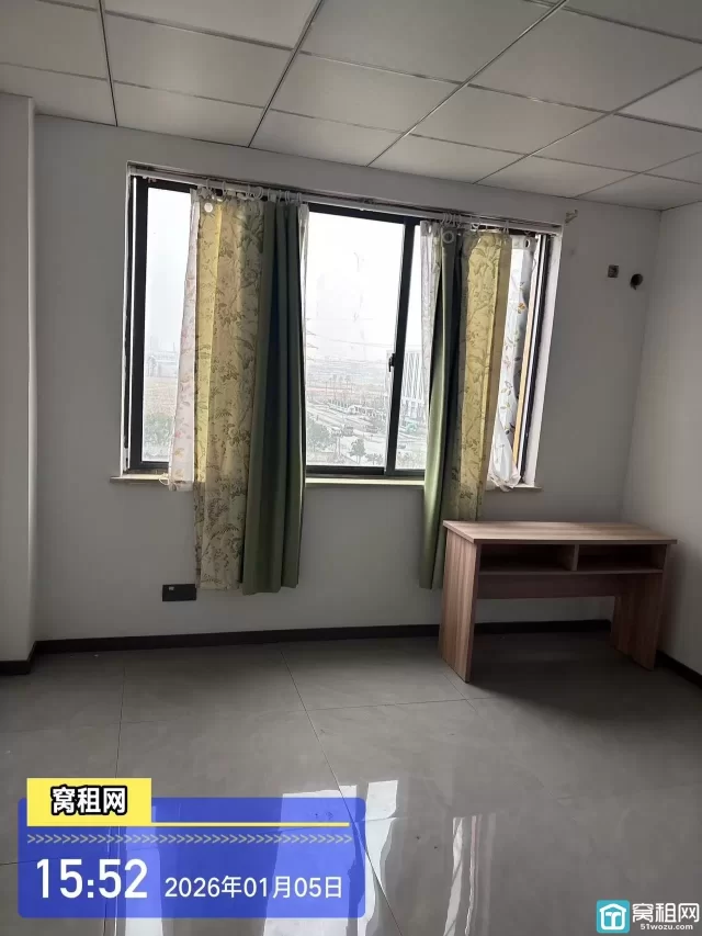 鄞州区姜山60平米写字楼出租2200元/月