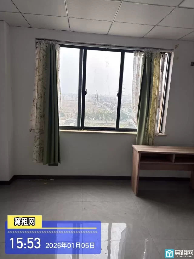 鄞州区姜山60平米写字楼出租2200元/月