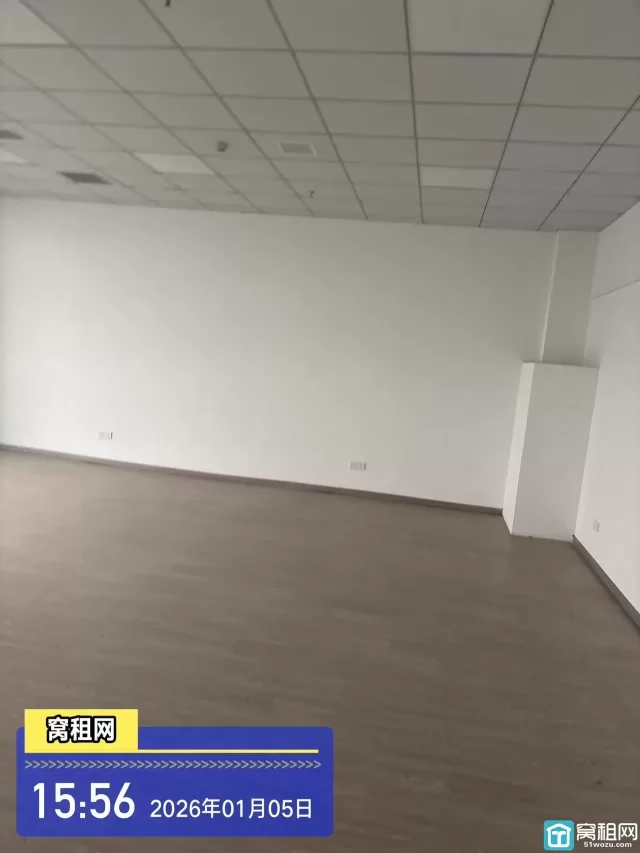 鄞州3号线句章路地铁站B出口附近写字楼魔方创意园115平米办公室出租