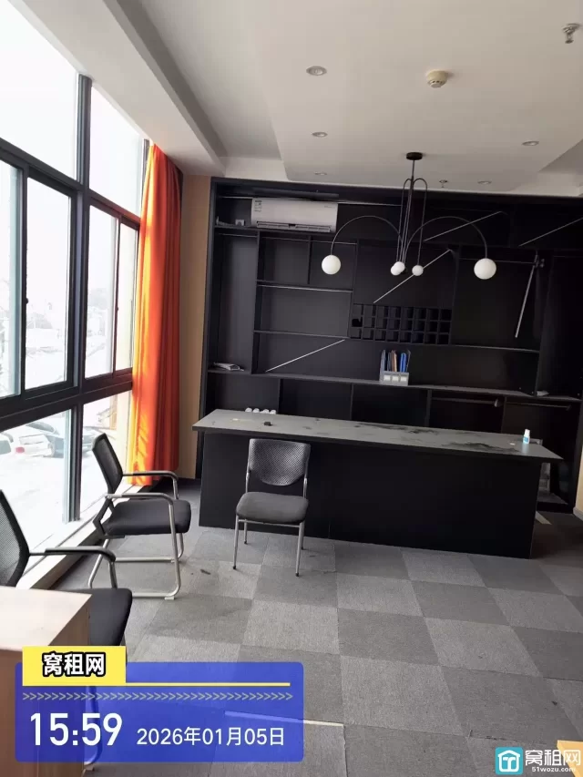 鄞州区李花桥魔方创业园60平2200包物业  免停车费