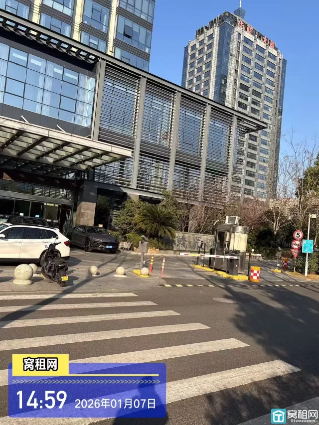 宁波高新区轿辰大厦停车收费