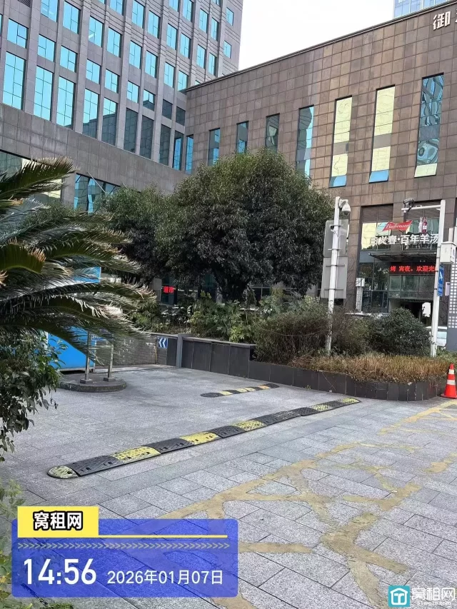 宁波高新区涌金大厦对面博浪大厦停车收费价目