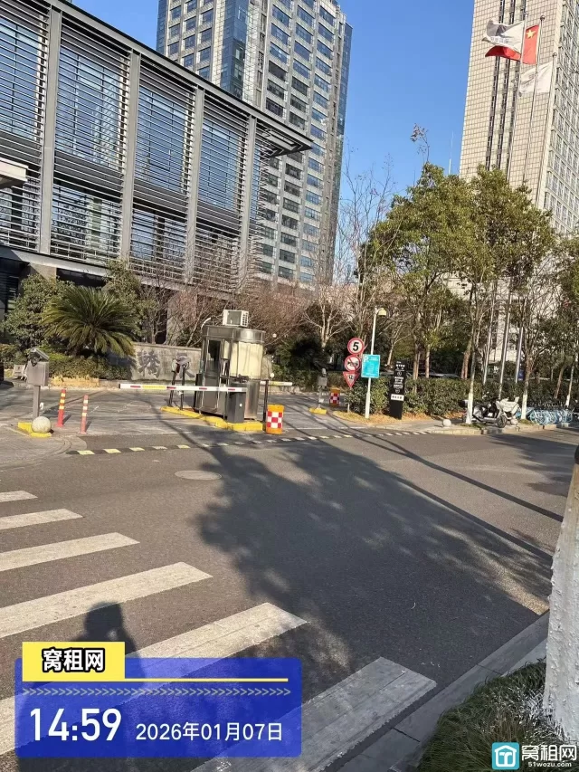 宁波高新区轿辰大厦停车收费