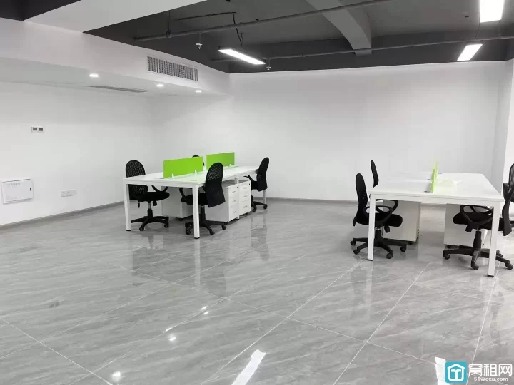 海曙区天一中农信大厦165平，朝南 办公室出租带部分家具