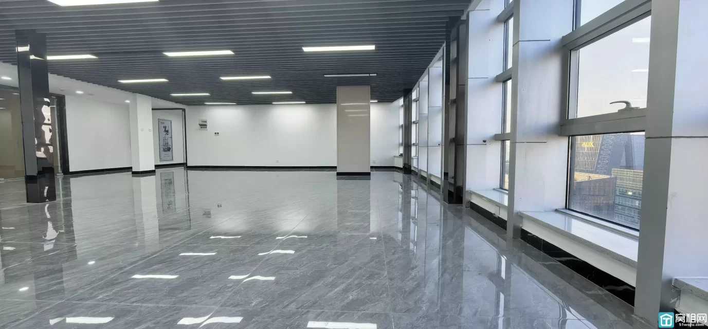宁波南商CBD好房！280㎡精装写字楼直租