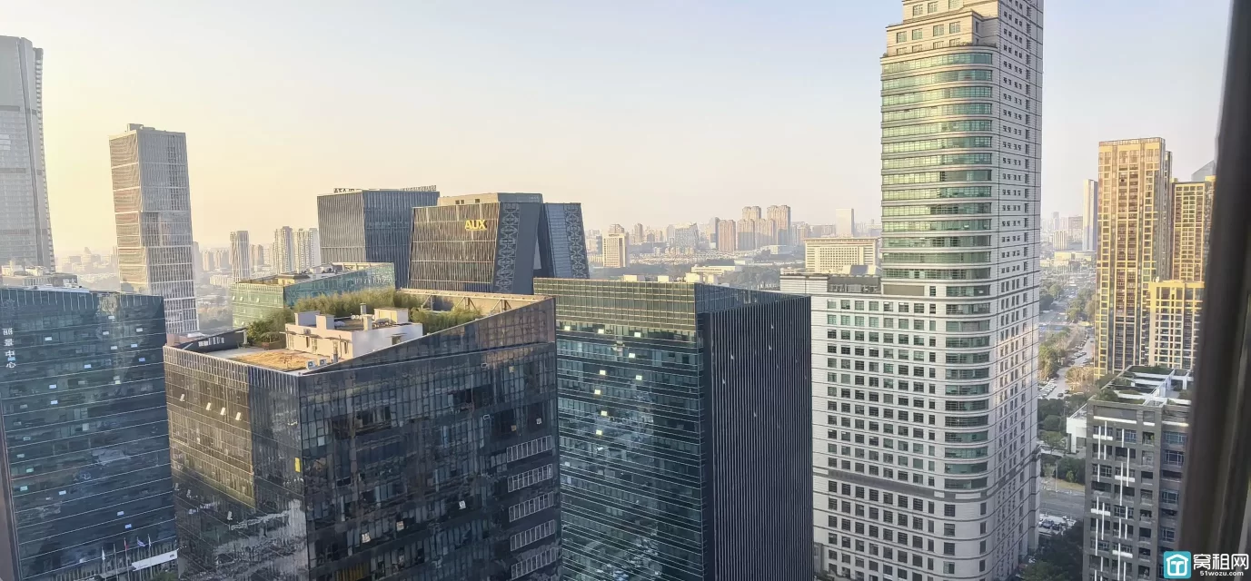 宁波南商CBD好房！280㎡精装写字楼直租