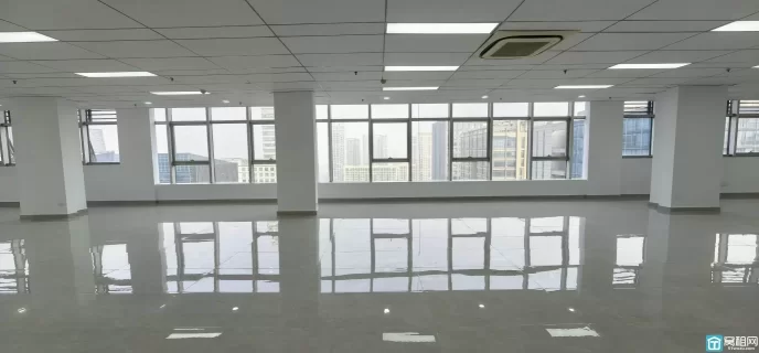 南商CBD臻藏好房！430㎡精装写字楼直租