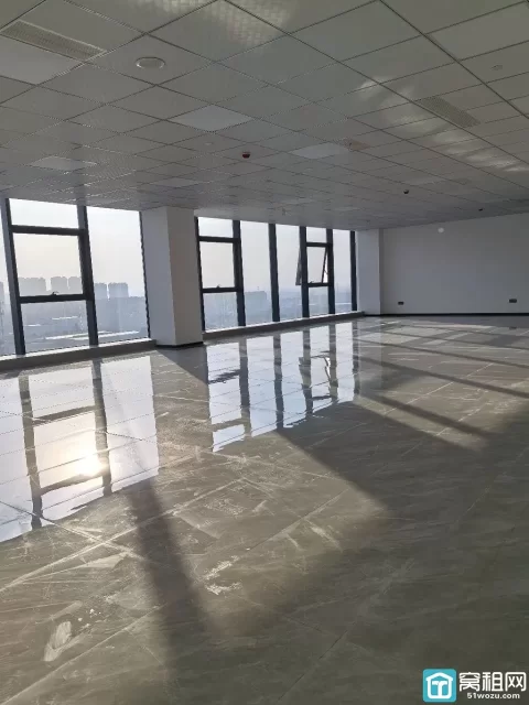 宁波1号线梁祝地铁口博日大厦280平方、朝南、大通间可配家具、可做隔间