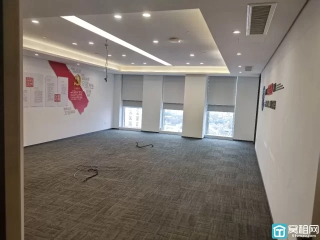 海曙火车站地铁口月湖金汇大厦整层出租1980平，开发商直租