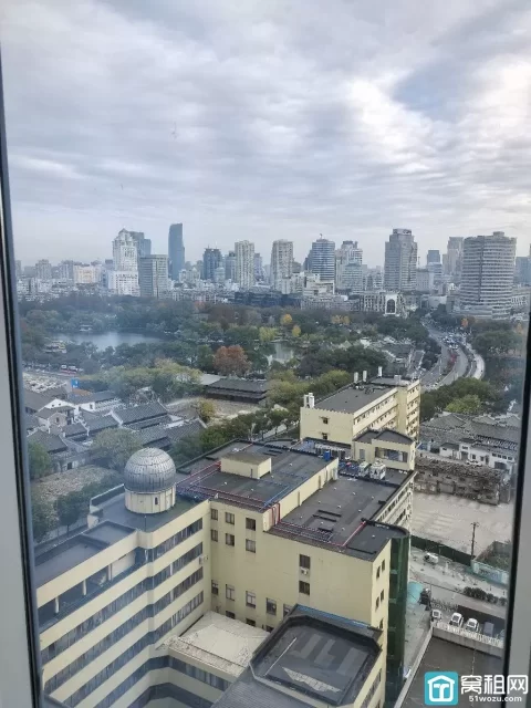 海曙火车站地铁口月湖金汇大厦整层出租1980平，开发商直租