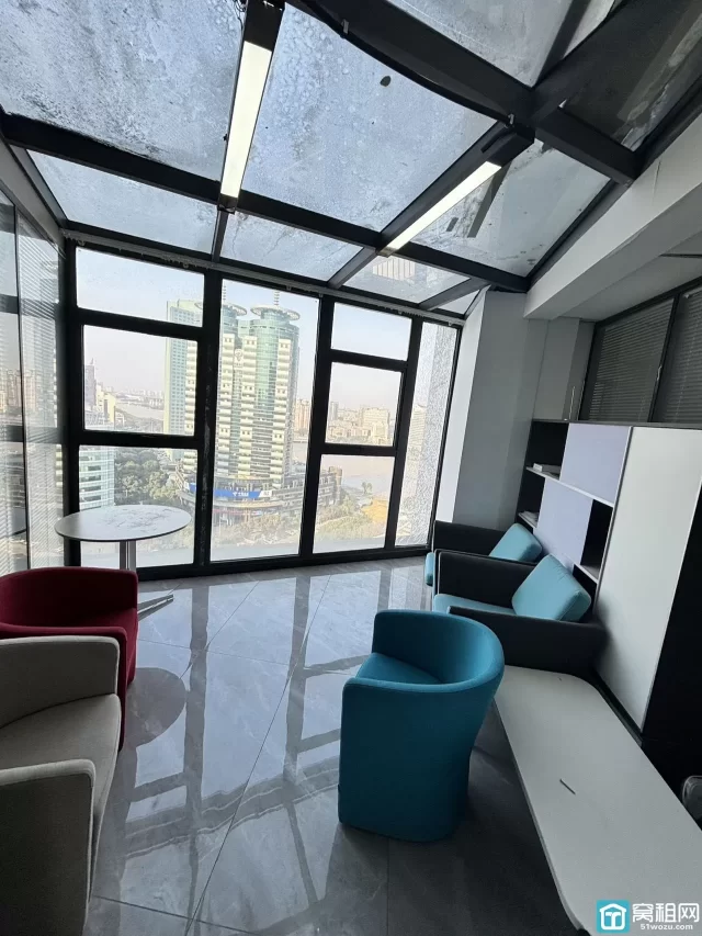 海曙地铁口汇金大厦110平米办公室出租单价1.7元/平米/天