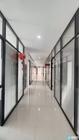 鄞州区潘火街道启明路655弄90号吉通数字产业园90平房租：3200元/月出租