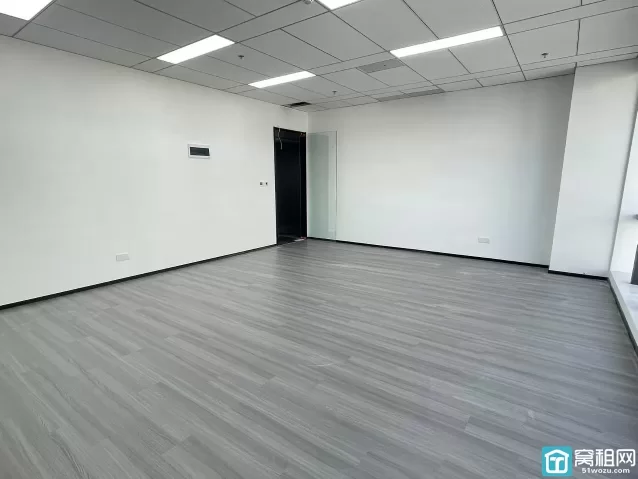 宁波甬江科创协同创新中心出租 72平朝东 单价1.3