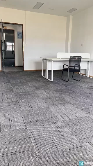 宁波吉通大厦出租50平米精装修办公室房租：1700元/月