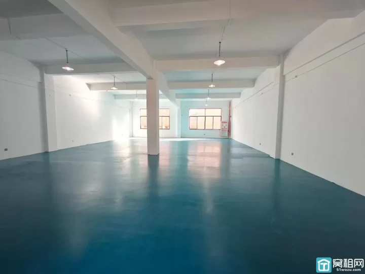 吉通数字产业园仓储办公290平房租：25元/平方米