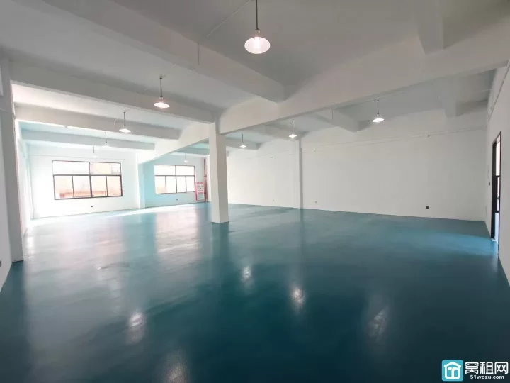 吉通数字产业园仓储办公290平房租：25元/平方米