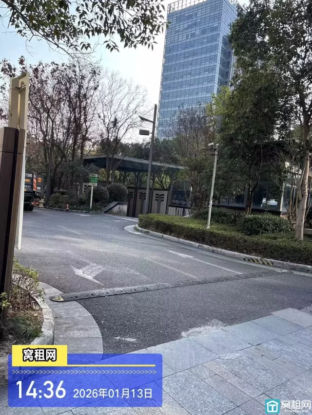 宁波洲际酒店办公楼停车费包月多少？