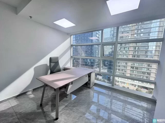 5号线6号线院士路站科贸中心精装修58平米，家具已配