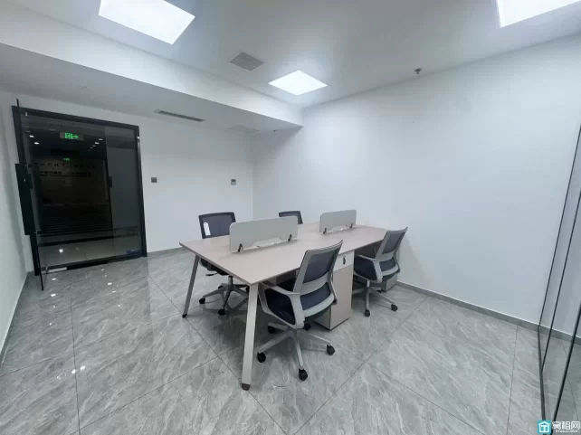 5号线6号线院士路站科贸中心精装修58平米，家具已配