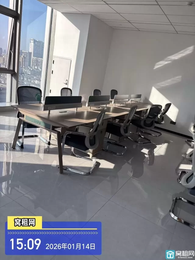 宁波火车站北广场对面星悦中心212平米电梯口写字楼出租单价1.7元